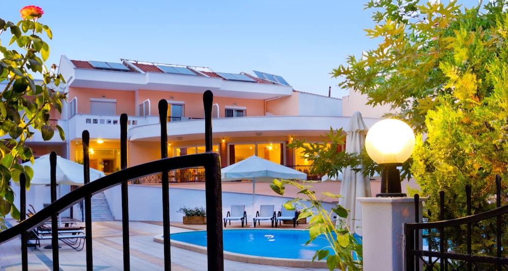 Filia Hotel And Apartments Limenas  Dış mekan fotoğraf